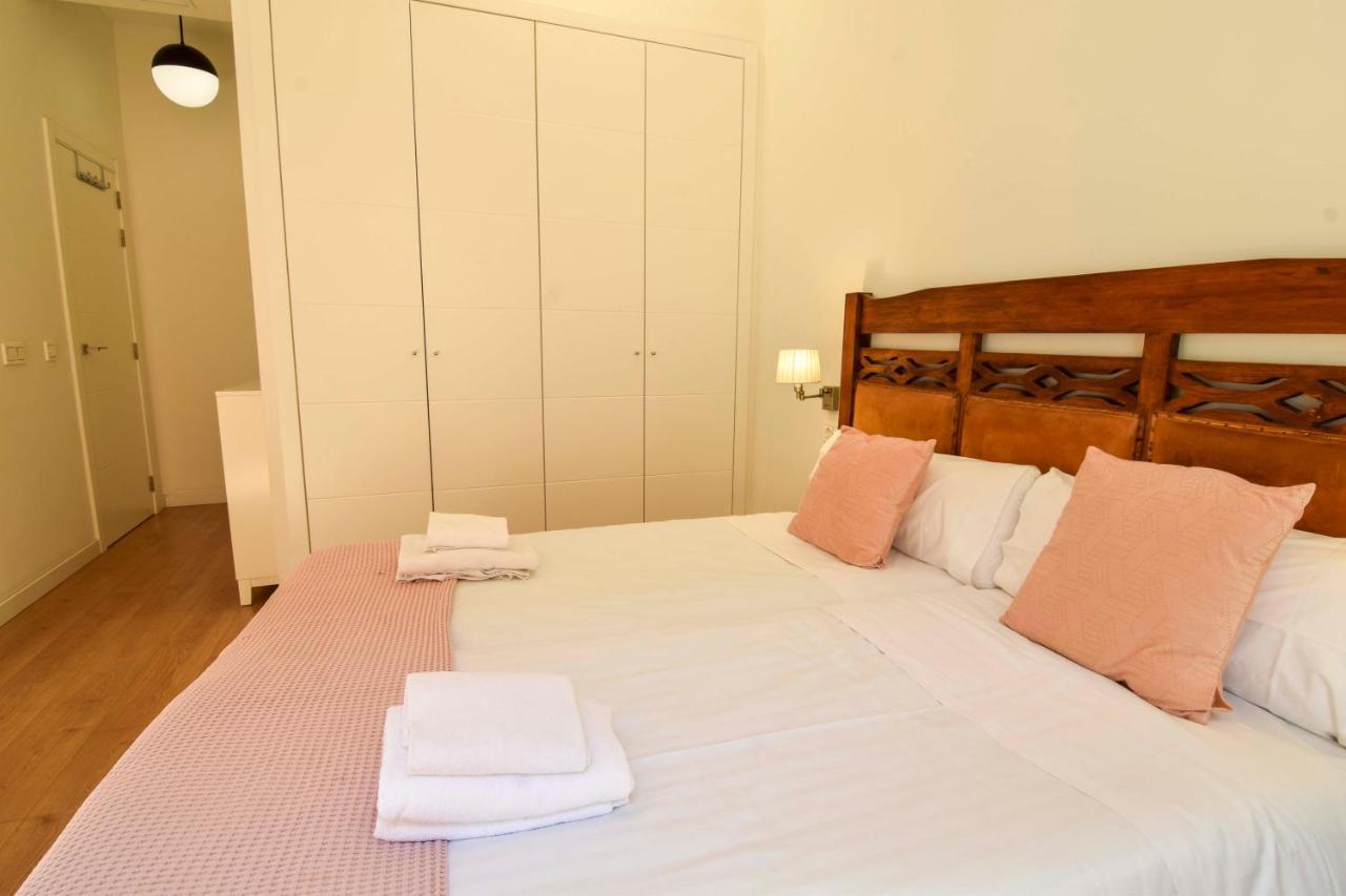 Letmalaga Plaza Del Teatro Premium Apartman Kültér fotó