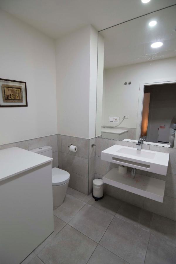 Letmalaga Plaza Del Teatro Premium Apartman Kültér fotó