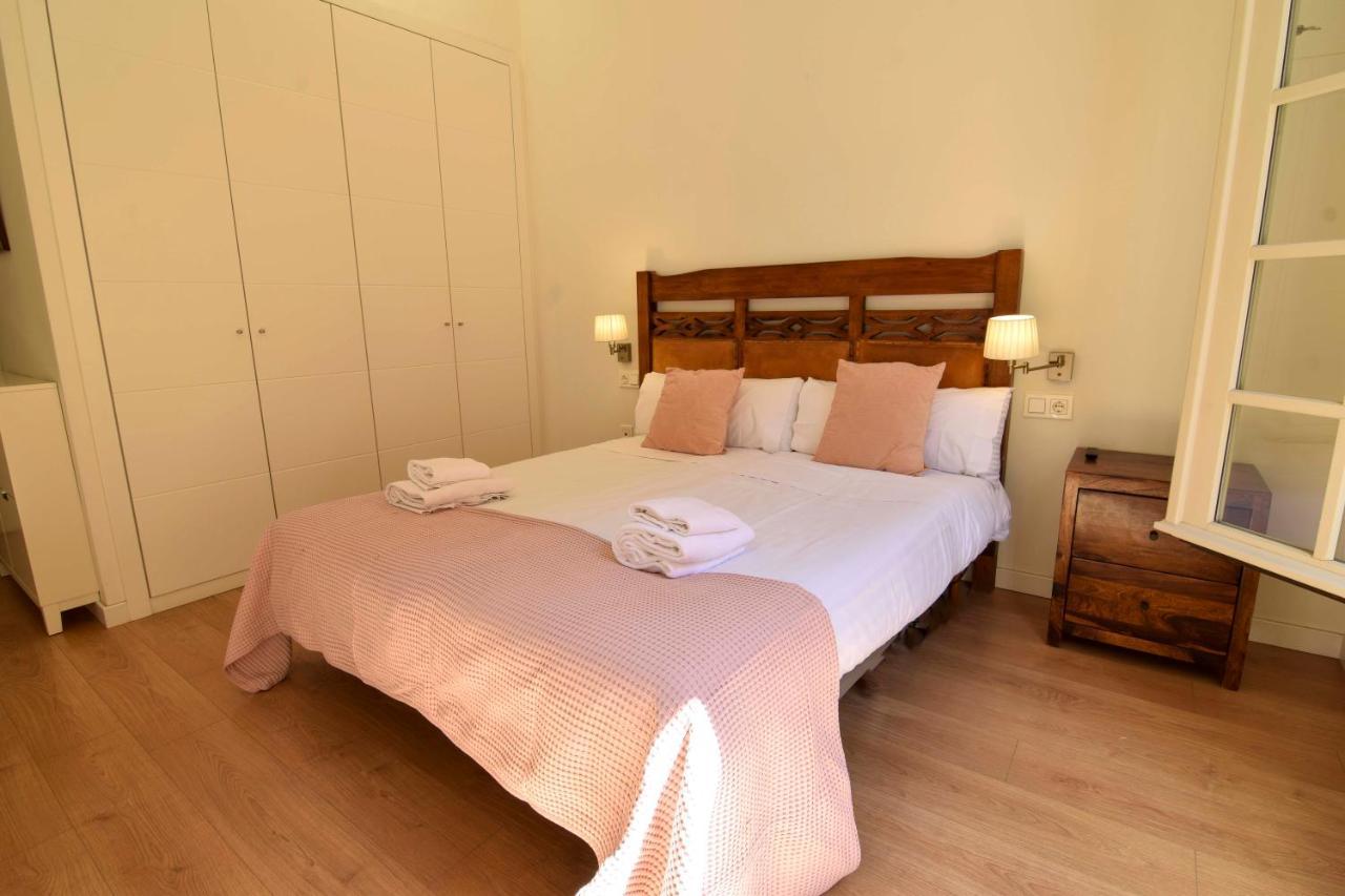 Letmalaga Plaza Del Teatro Premium Apartman Kültér fotó